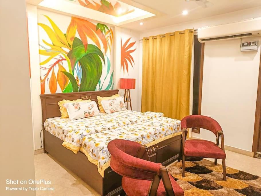 Bnbbuddy Stupendous In Shalimar Bagh Apartment